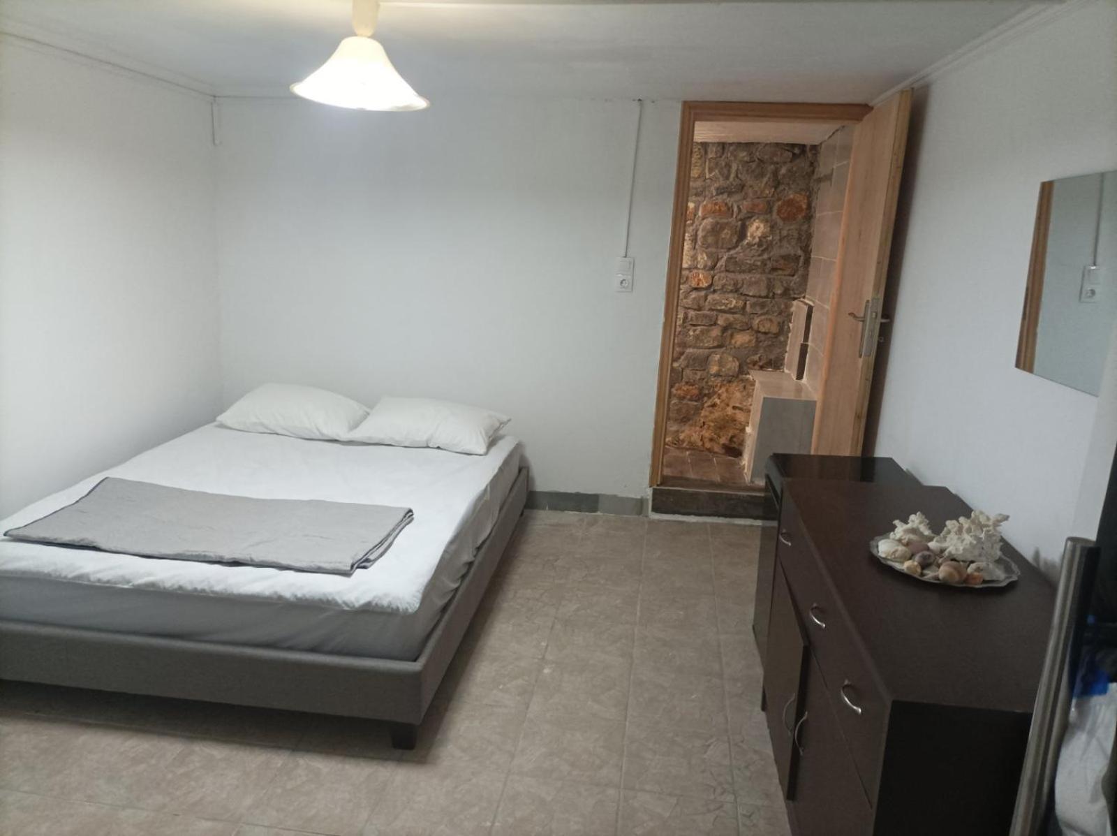 Βαχος Rooms 2 Tseratsia Экстерьер фото